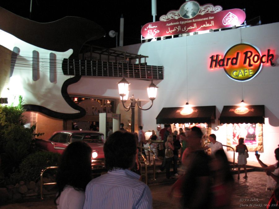  , Hard Rock Cafe