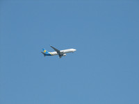 Fly <a href=http://flyuia.com>UIA</a>